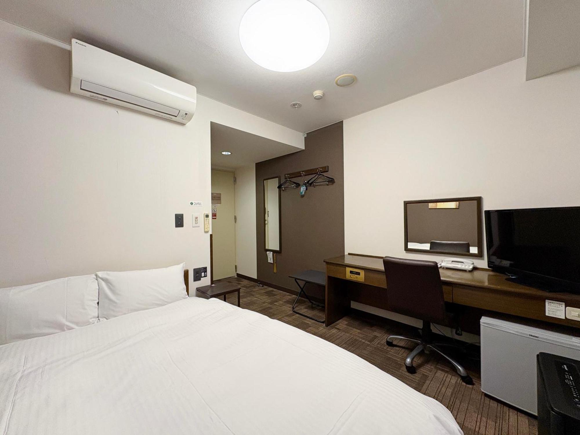 Hotel Route-Inn Court Minami Alps Buitenkant foto